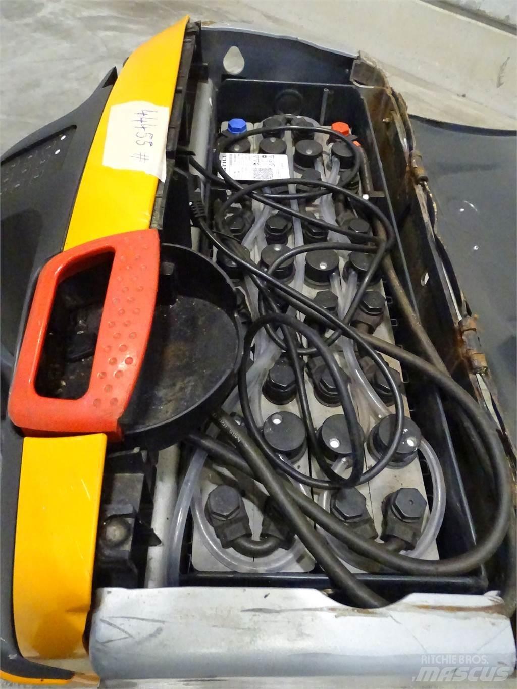 Still EXU18 Low lifter