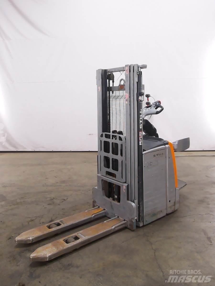 Still EXV-SF16 Pedestrian stacker