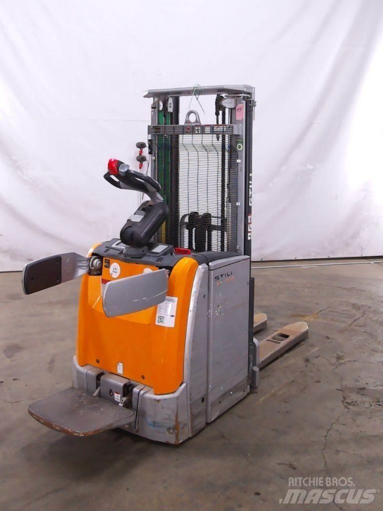 Still EXV-SF16 Pedestrian stacker