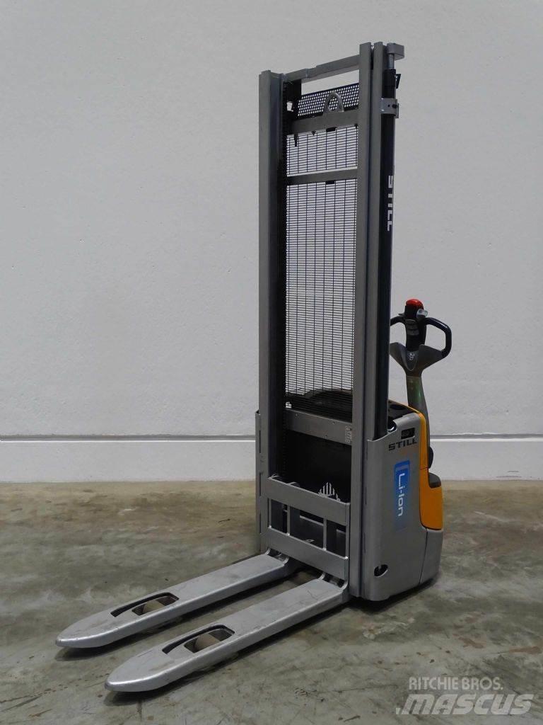 Still EXV12/LIION Pedestrian stacker