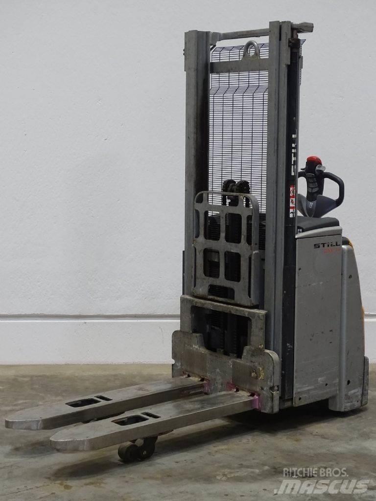 Still EXV14I/EX Pedestrian stacker