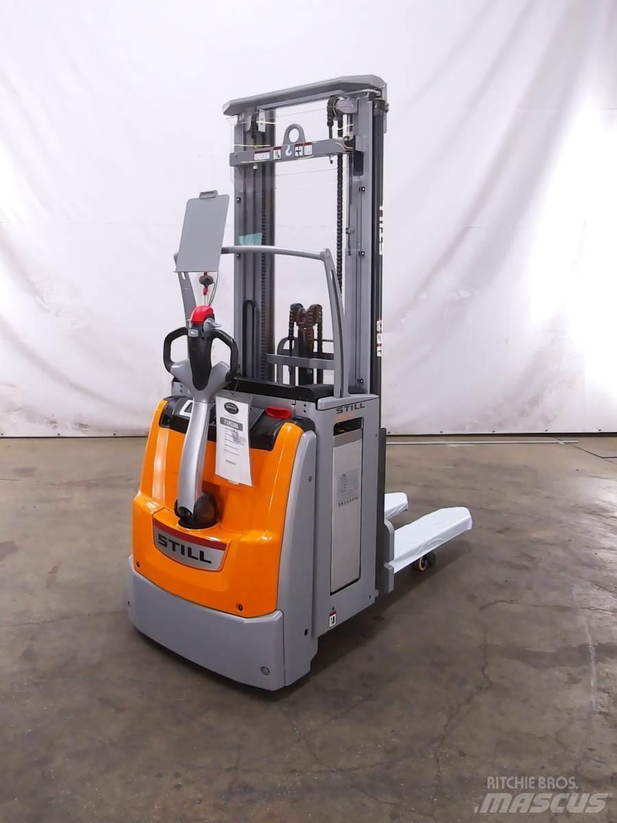 Still EXV16I Pedestrian stacker