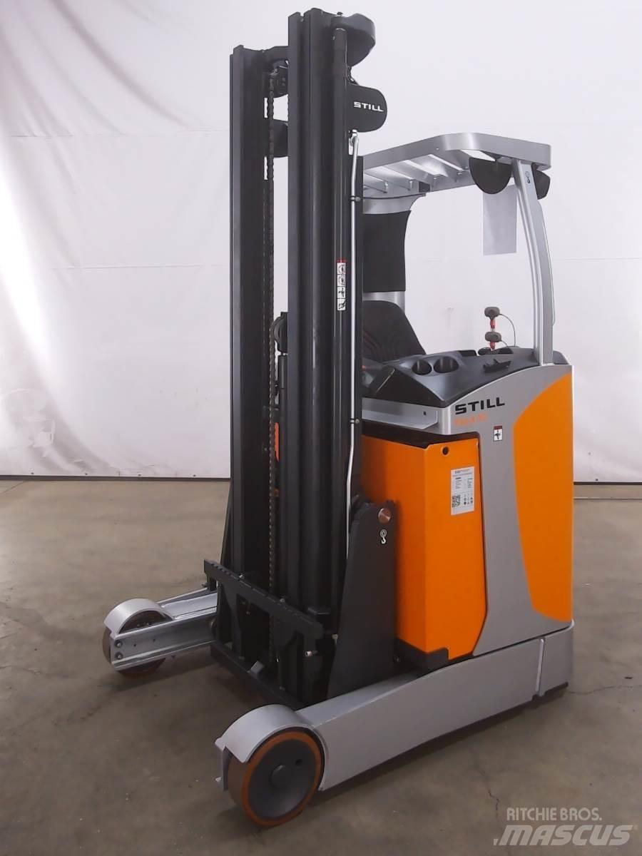 Still FM-X10 Reach trucks