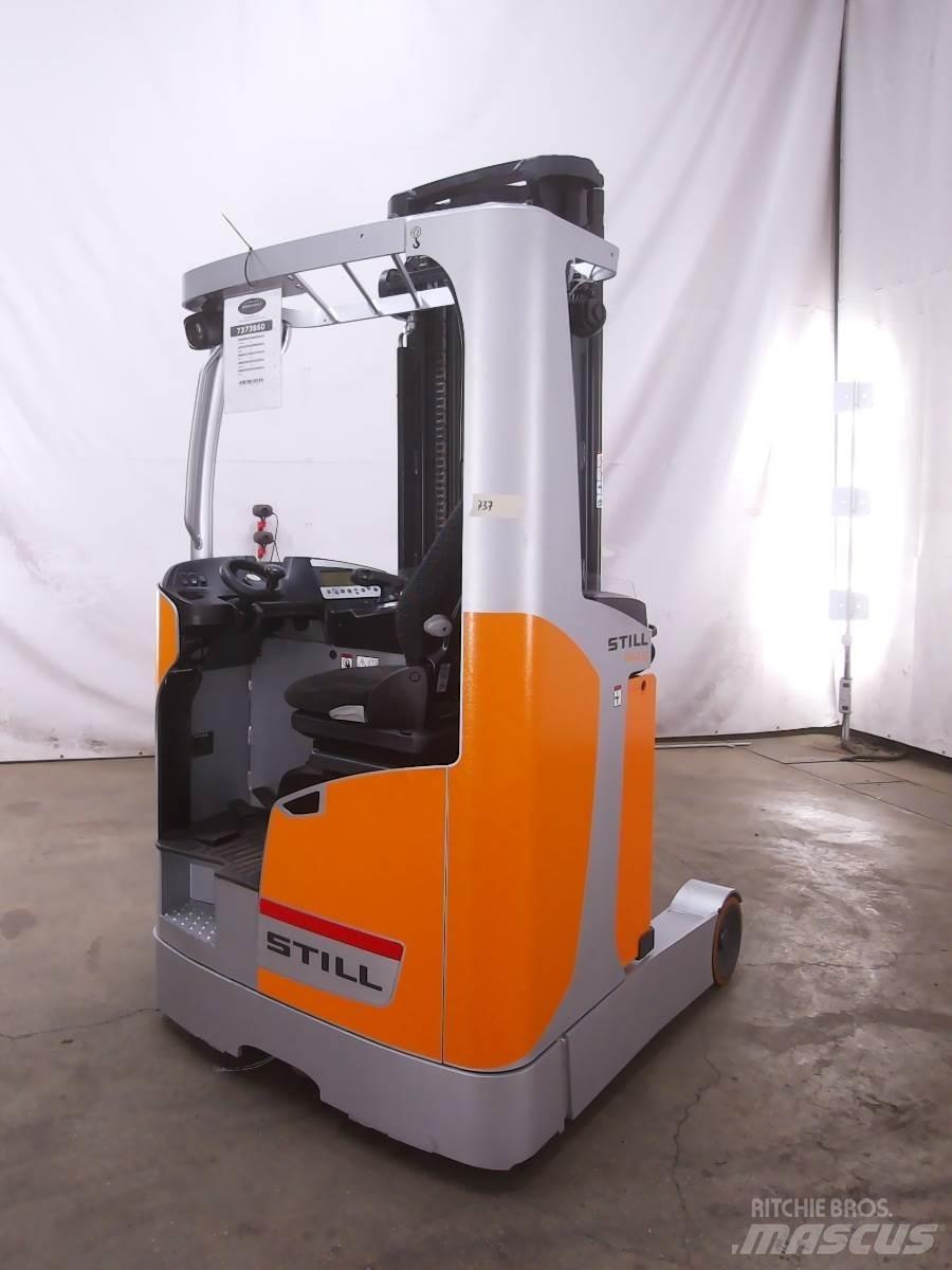Still FM-X10 Reach trucks