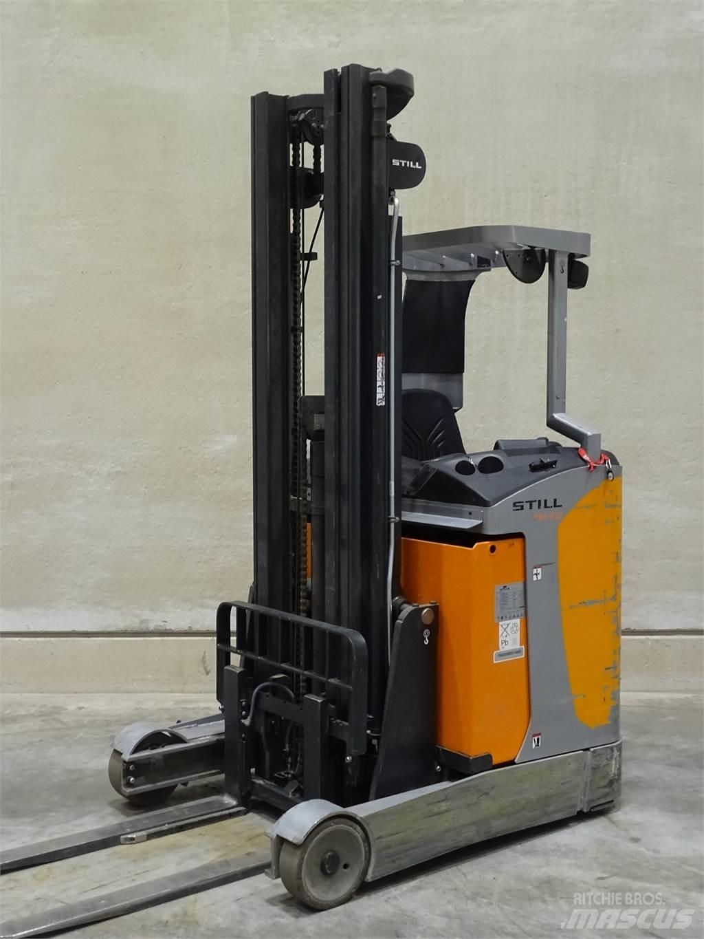 Still FM-X12 Reach trucks