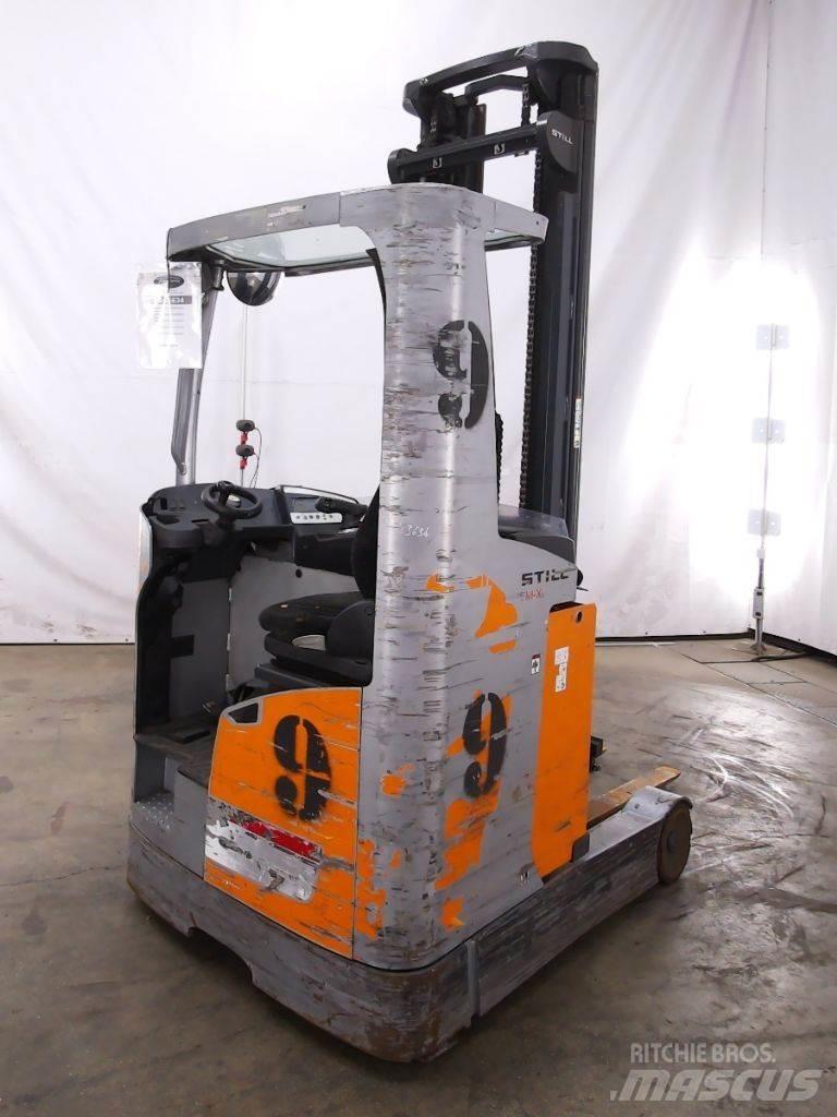 Still FM-X14 Reach trucks