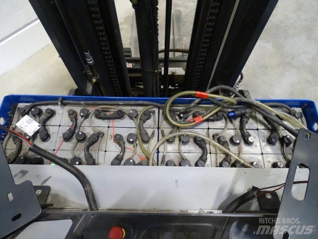 Still FM-X14 Reach trucks