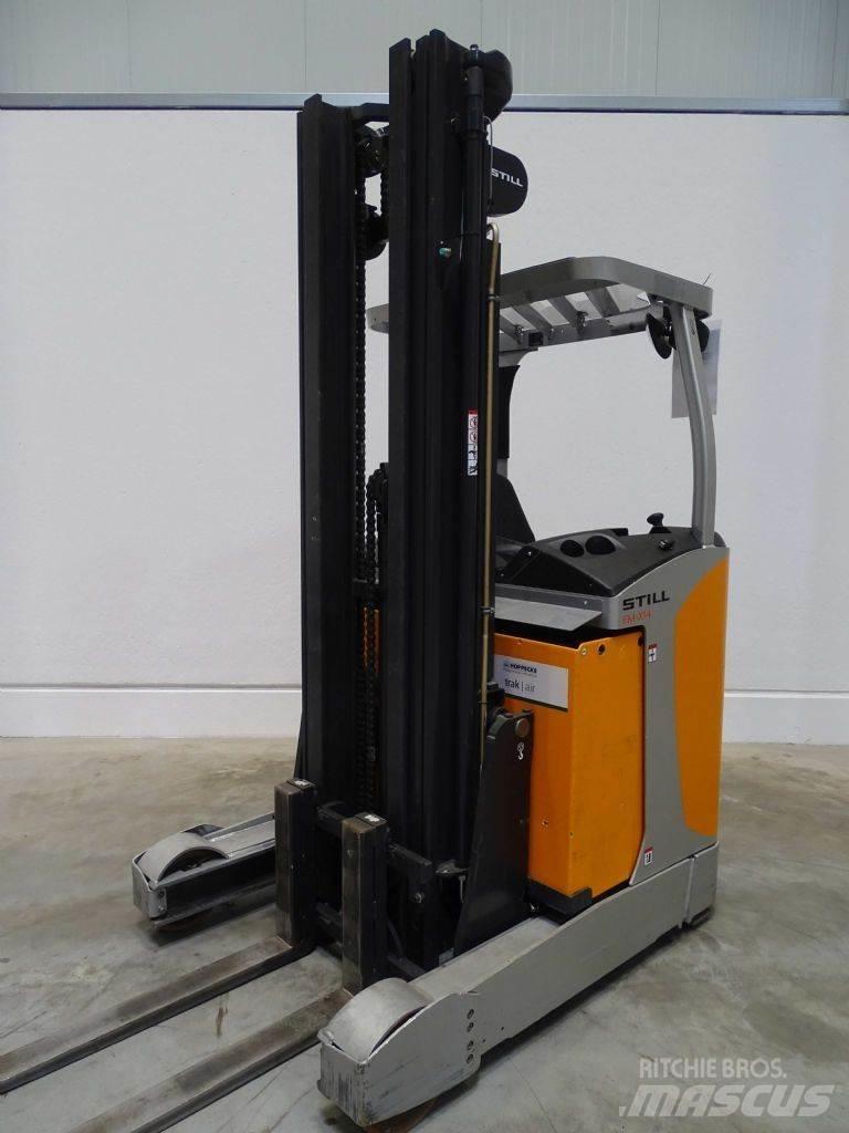 Still FM-X14 Reach trucks
