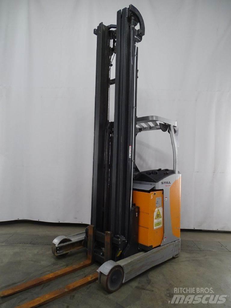 Still FM-X14 Reach trucks