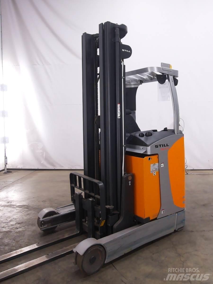 Still FM-X14 Reach trucks