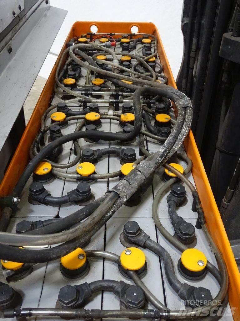 Still FM-X14 Reach trucks