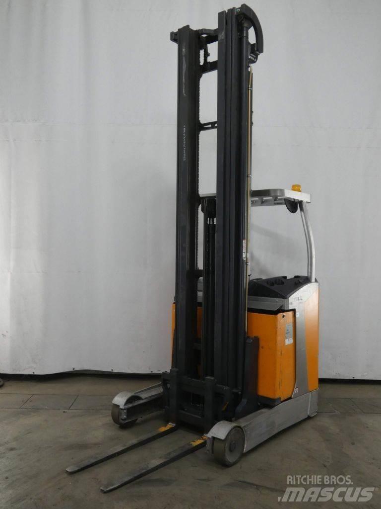 Still FM-X14 Reach trucks