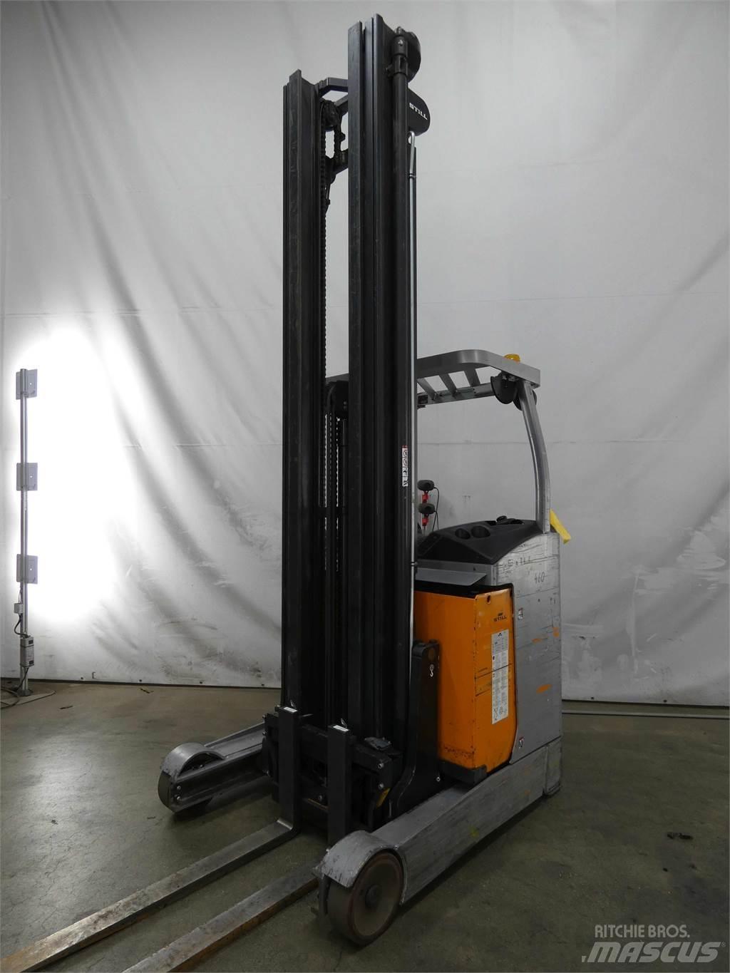 Still FM-X14 Reach trucks