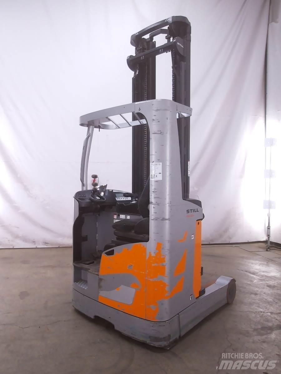 Still FM-X14 Reach trucks
