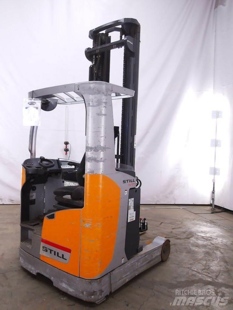 Still FM-X17 Reach trucks