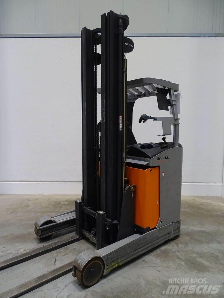 Still FM-X17 Reach trucks
