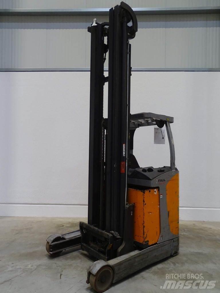 Still FM-X17 Reach trucks