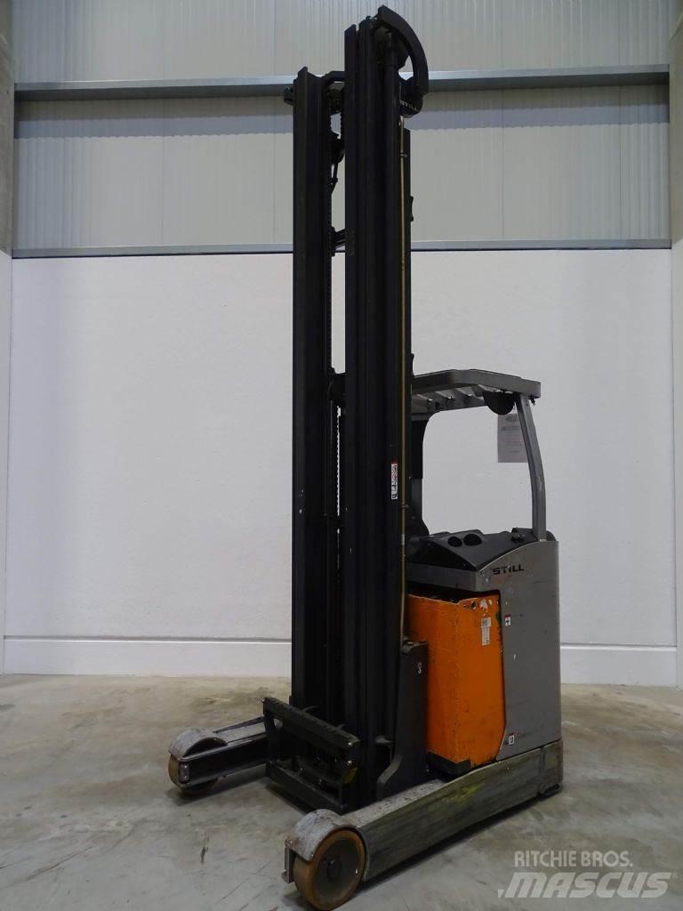 Still FM-X17 Reach trucks