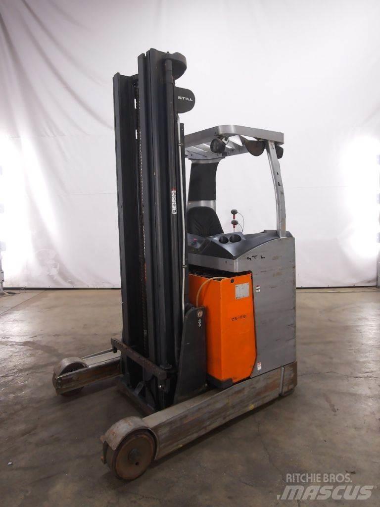 Still FM-X17 Reach trucks