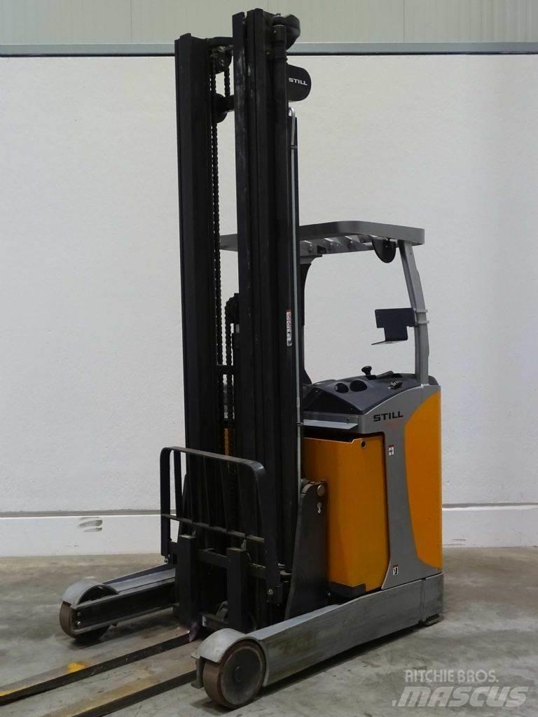 Still FM-X17 Reach trucks