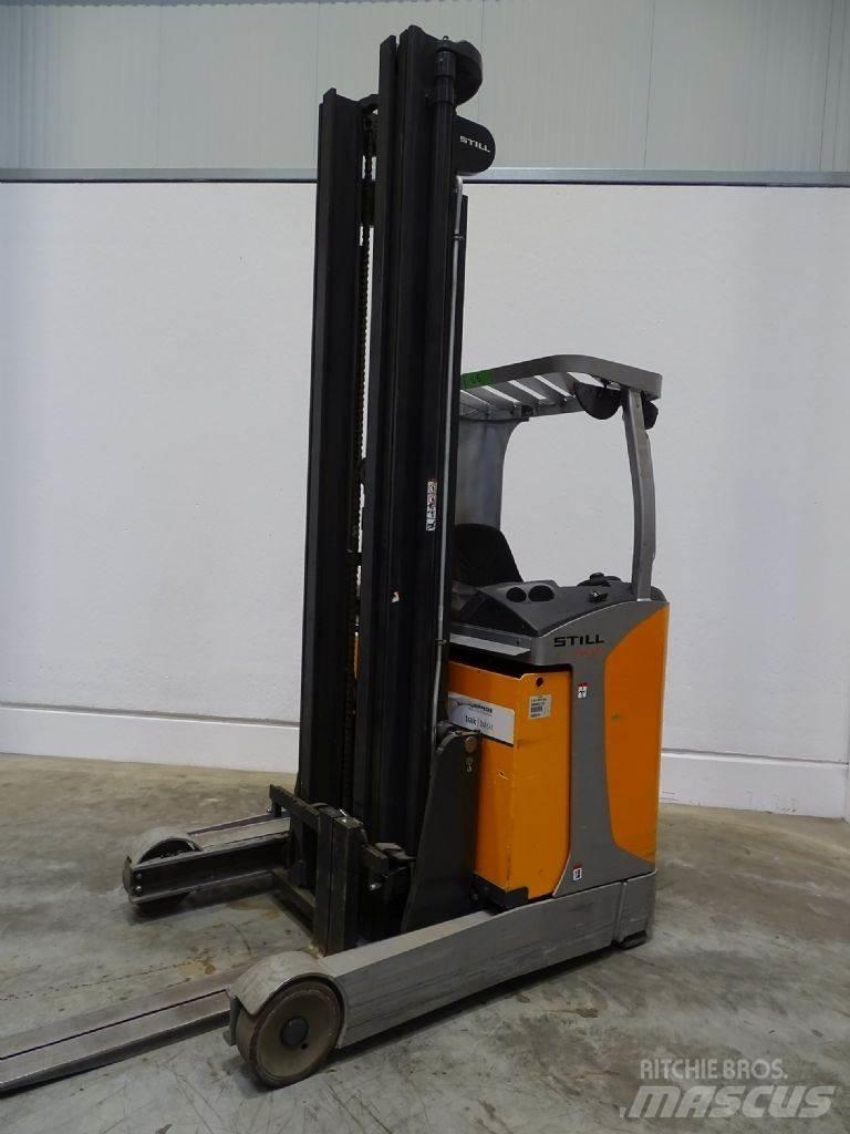 Still FM-X17 Reach trucks
