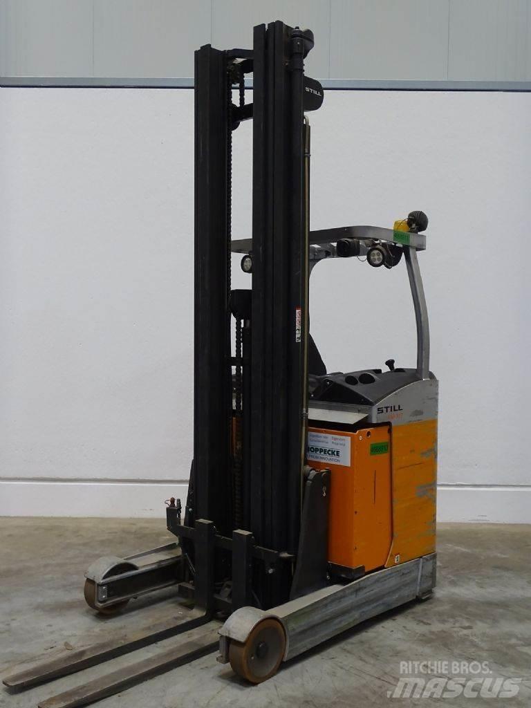 Still FM-X17 Reach trucks