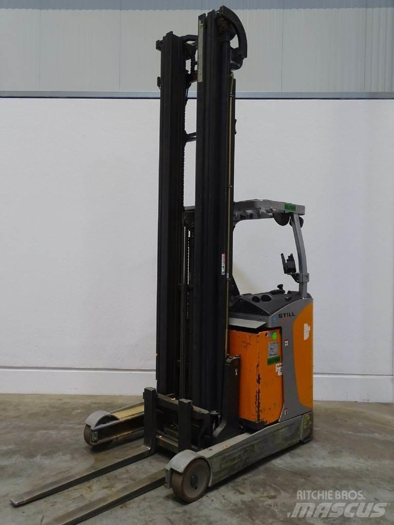 Still FM-X17 Reach trucks