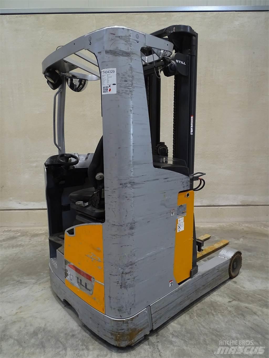 Still FM-X17 Reach trucks