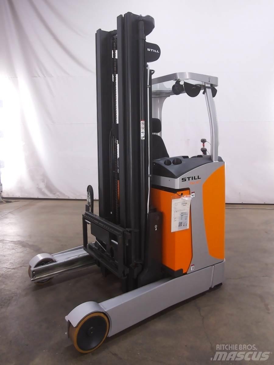 Still FM-X17 Reach trucks