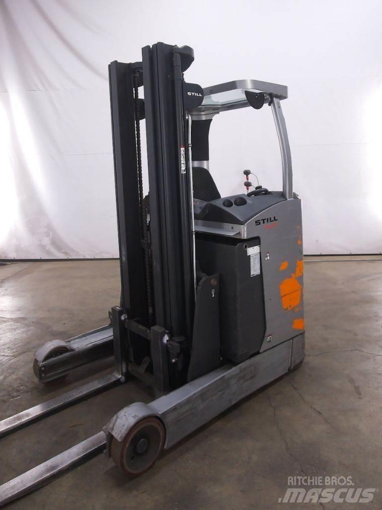 Still FM-X17 Reach trucks