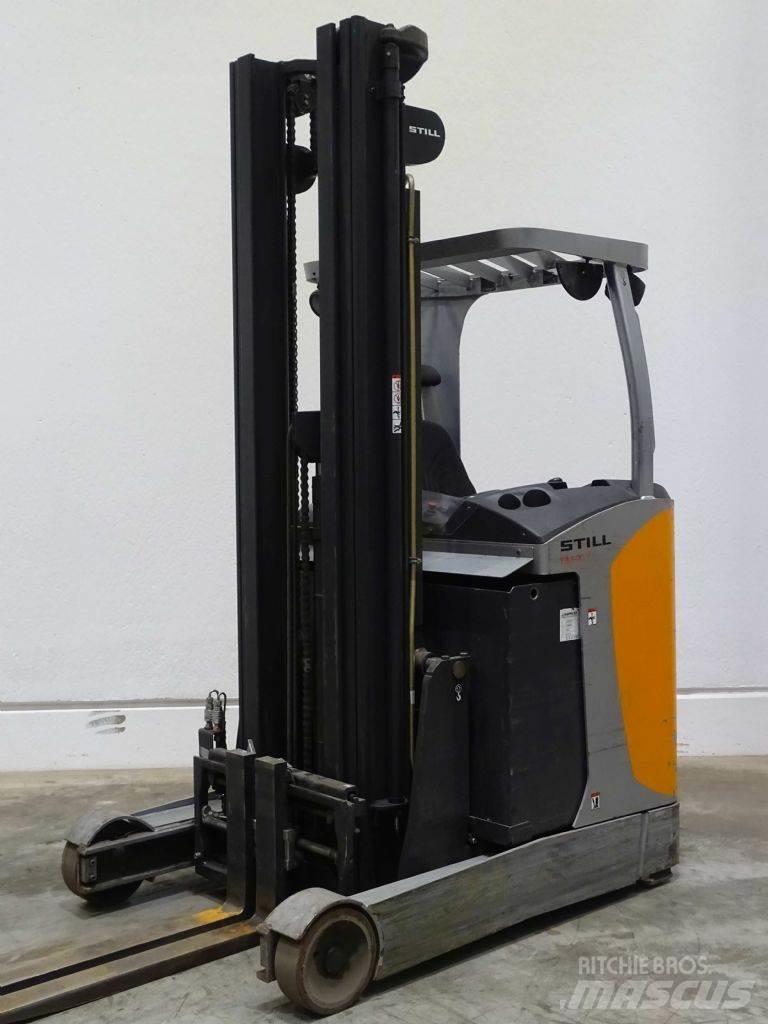 Still FM-X17 Reach trucks