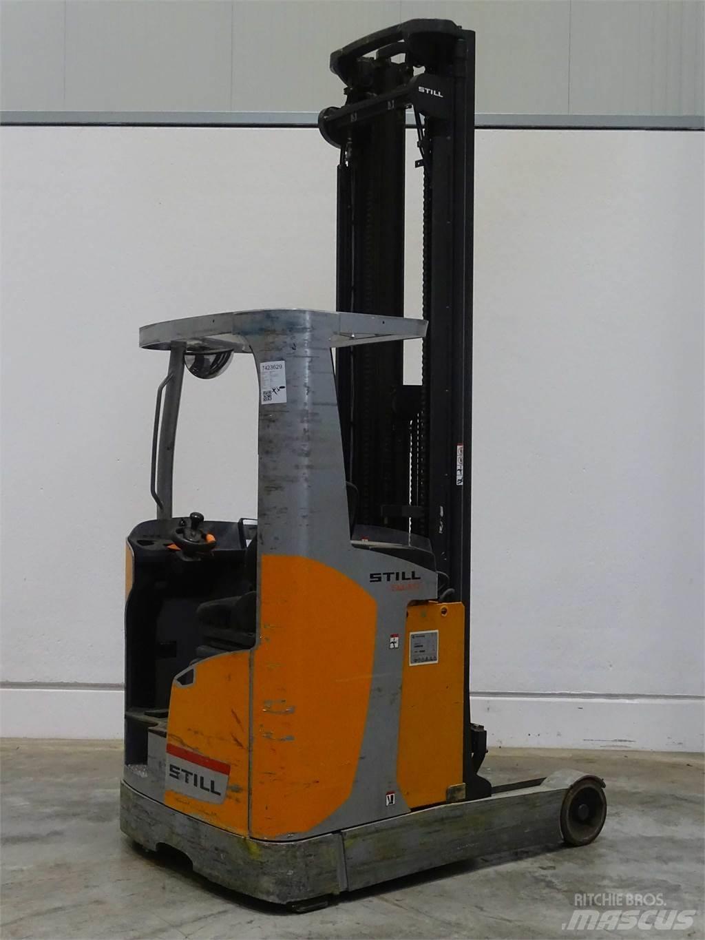 Still FM-X17 Reach trucks