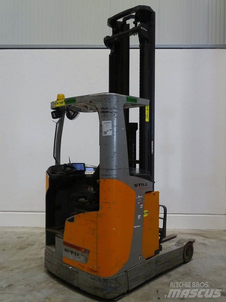 Still FM-X17 Reach trucks