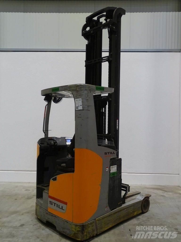 Still FM-X17 Reach trucks