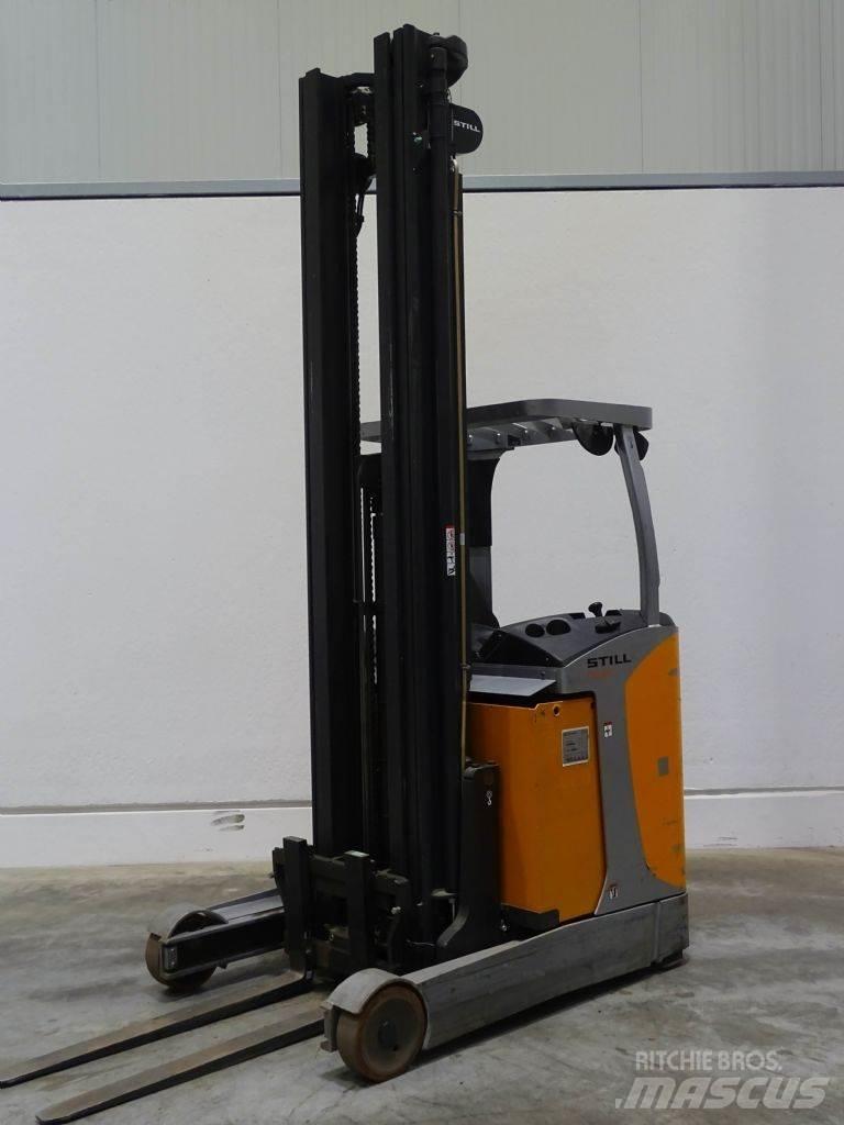 Still FM-X17 Reach trucks