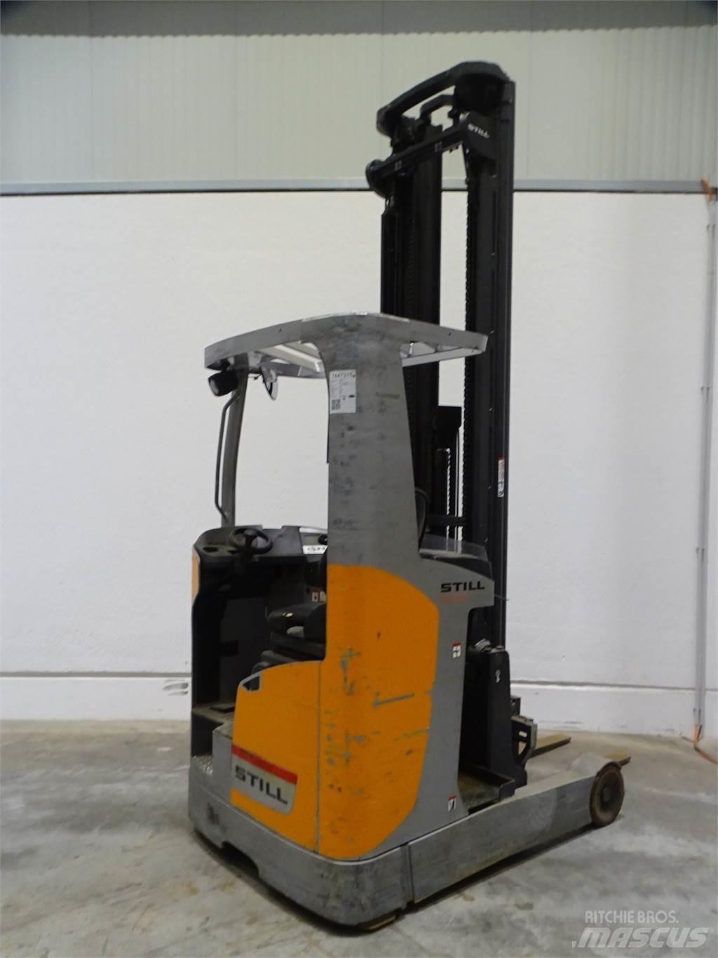 Still FM-X17 Reach trucks