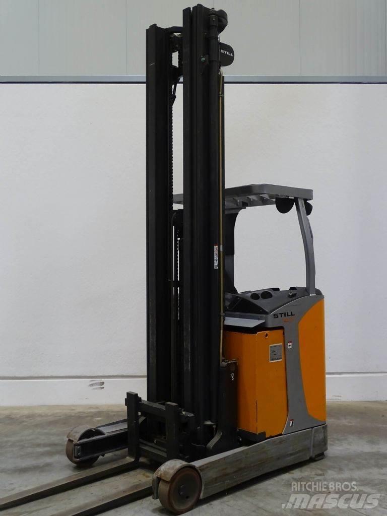 Still FM-X17 Reach trucks