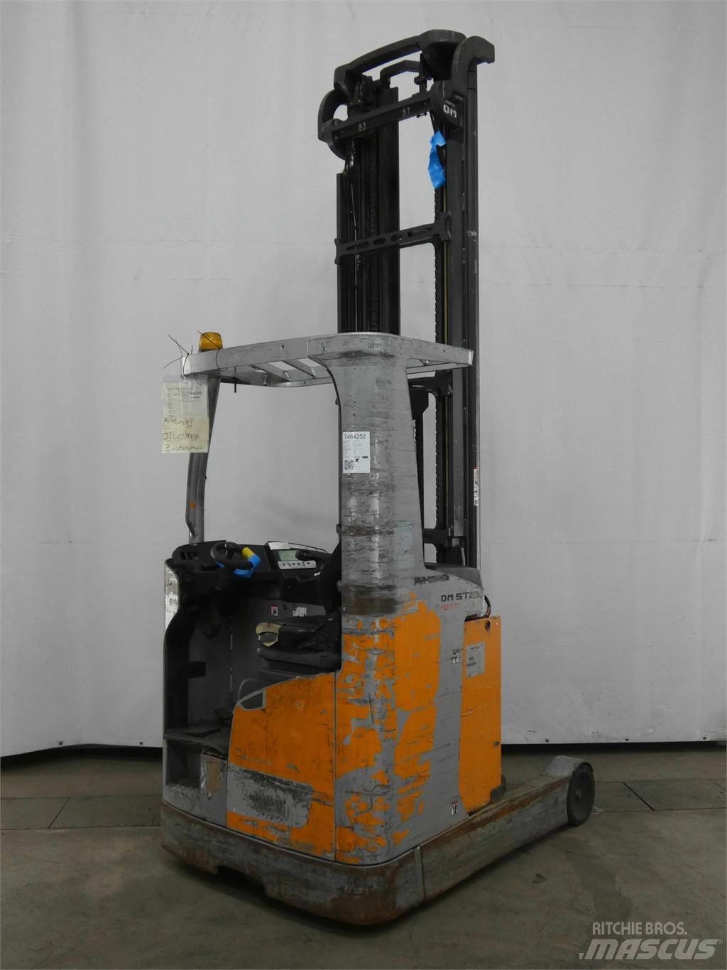Still FM-X17 Reach trucks