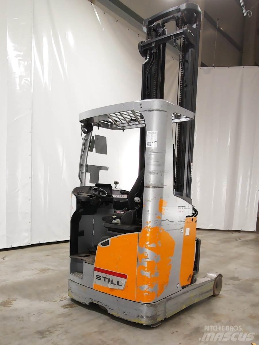 Still FM-X17 Reach trucks