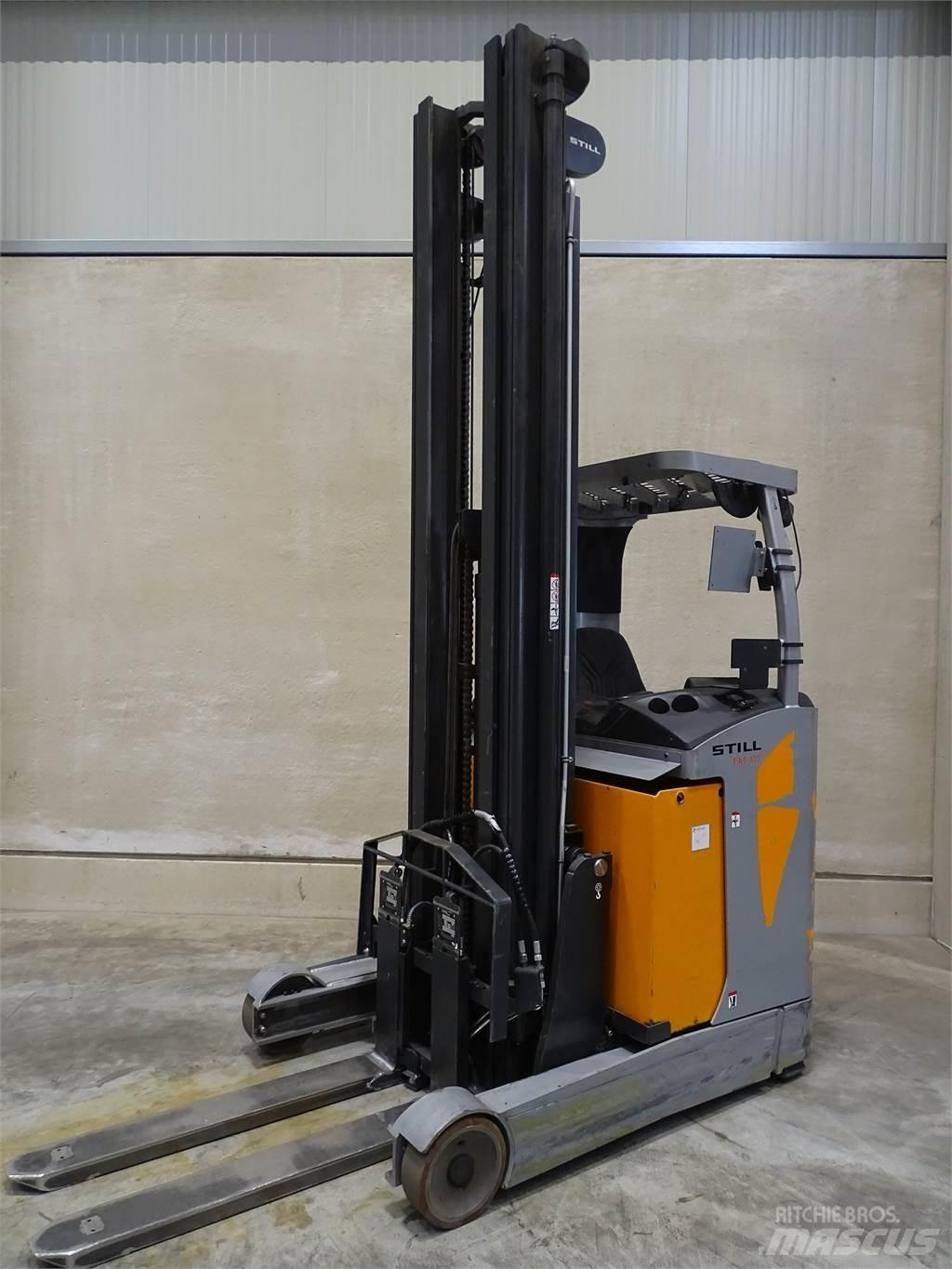 Still FM-X17 Reach trucks