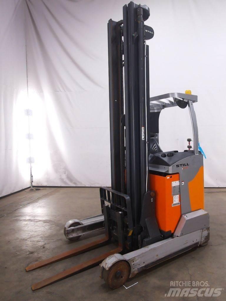 Still FM-X17WV Reach trucks