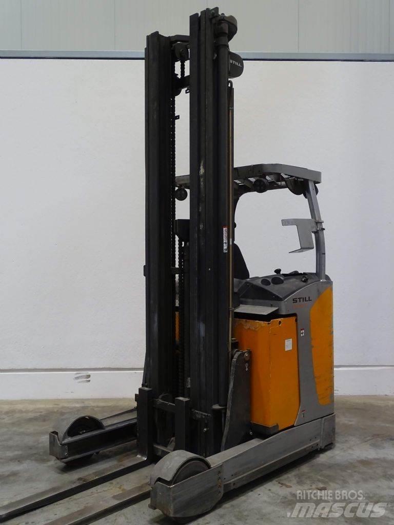 Still FM-X20 Reach trucks