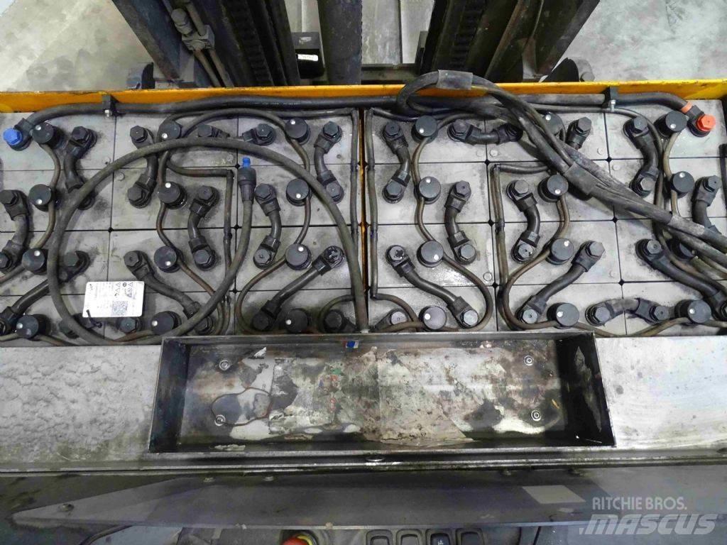 Still FM-X20 Reach trucks