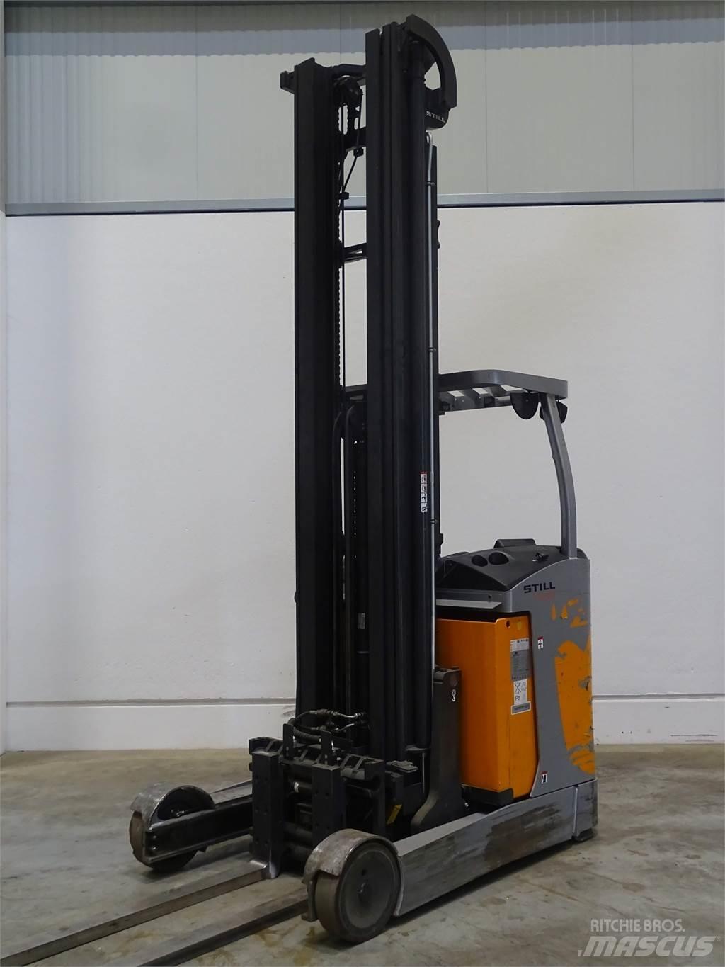 Still FM-X20 Reach trucks