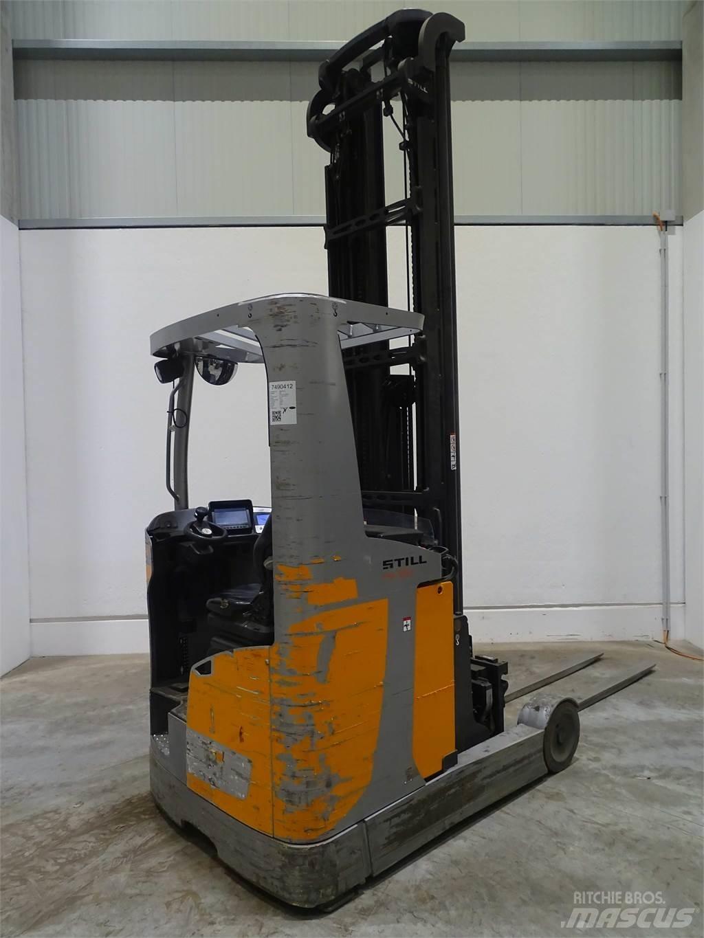 Still FM-X20 Reach trucks