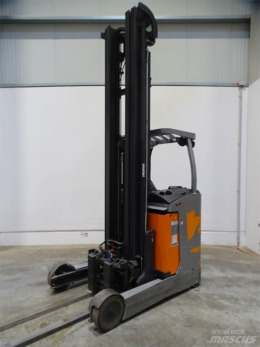 Still FM-X20 Reach trucks