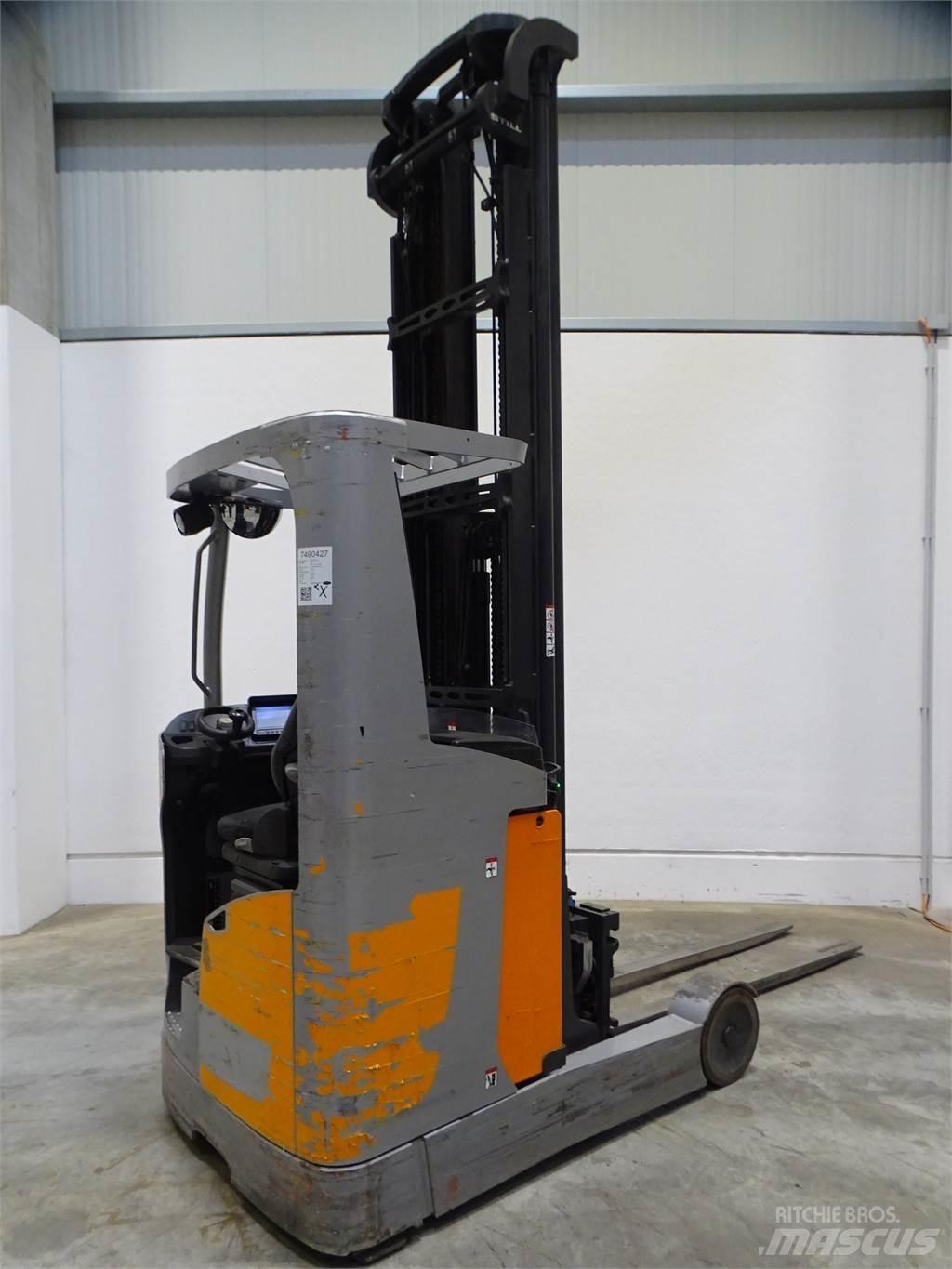 Still FM-X20 Reach trucks