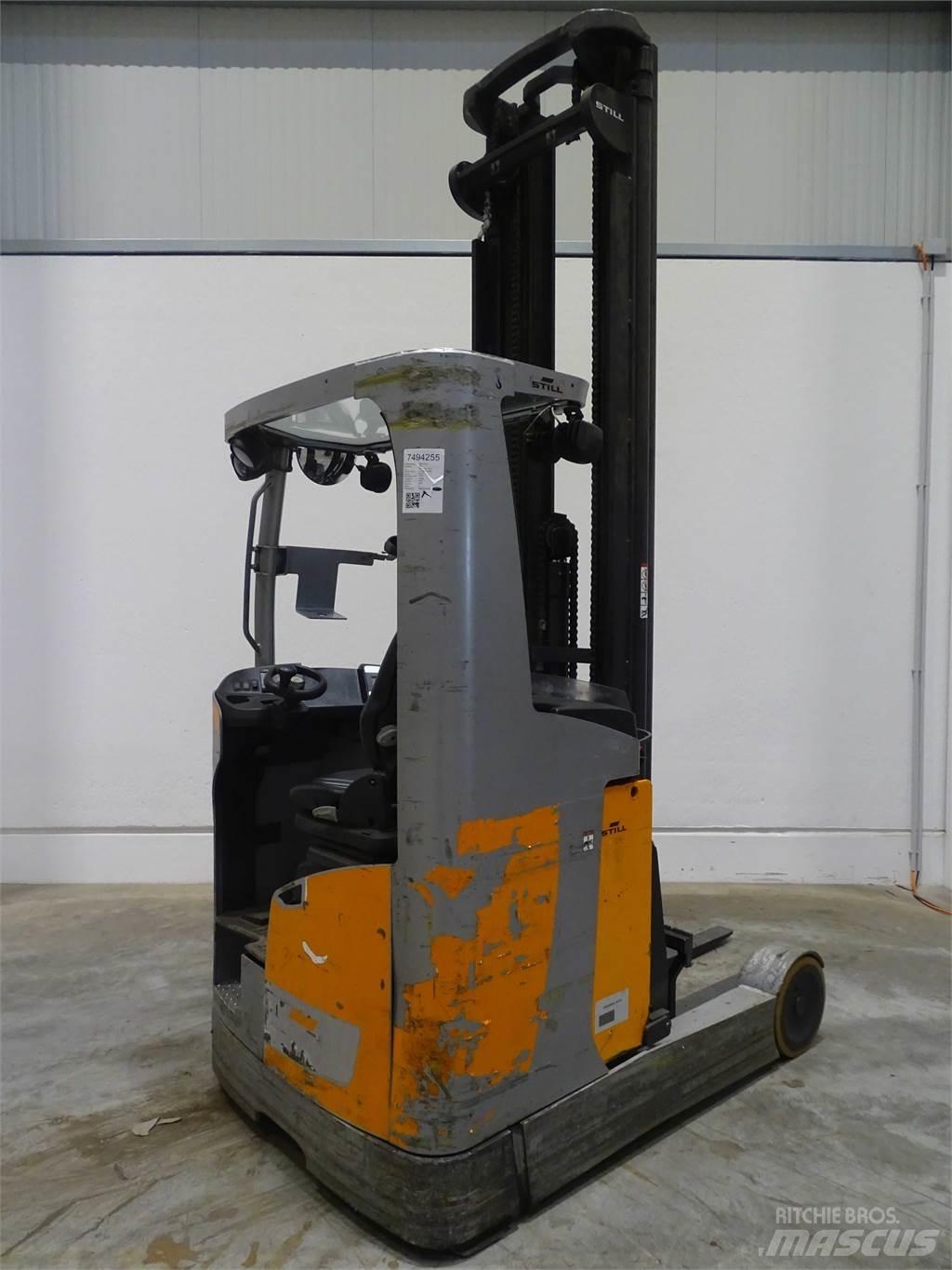 Still FM-X20 Reach trucks