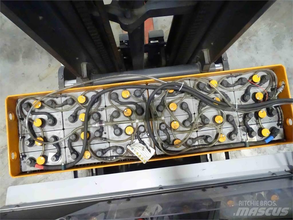 Still FM-X20 Reach trucks