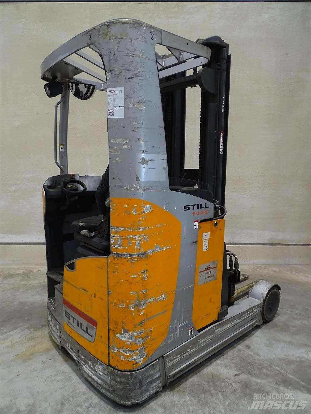 Still FM-X20 Reach trucks